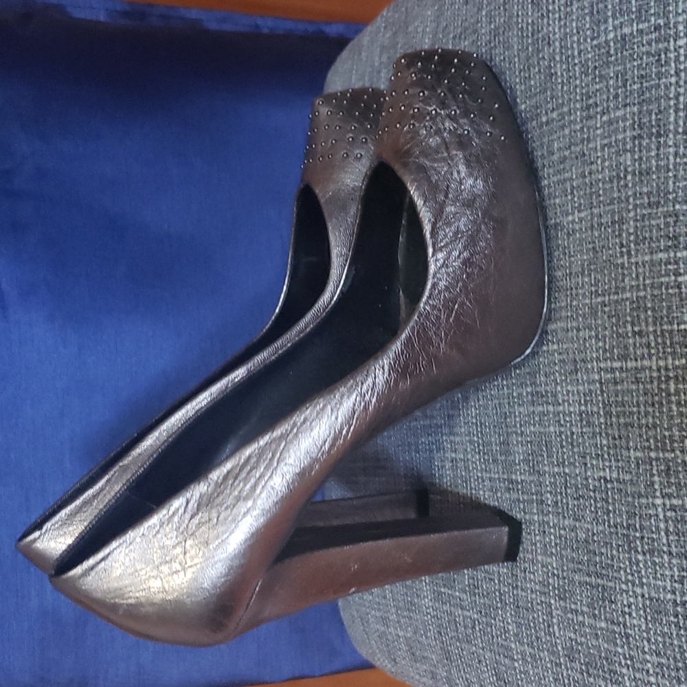 DV Dolce Vita pewter studded pumps 8